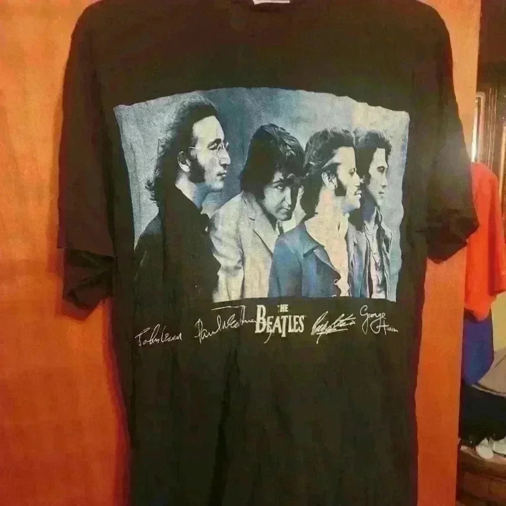 Vintage Beatles black tshirt
